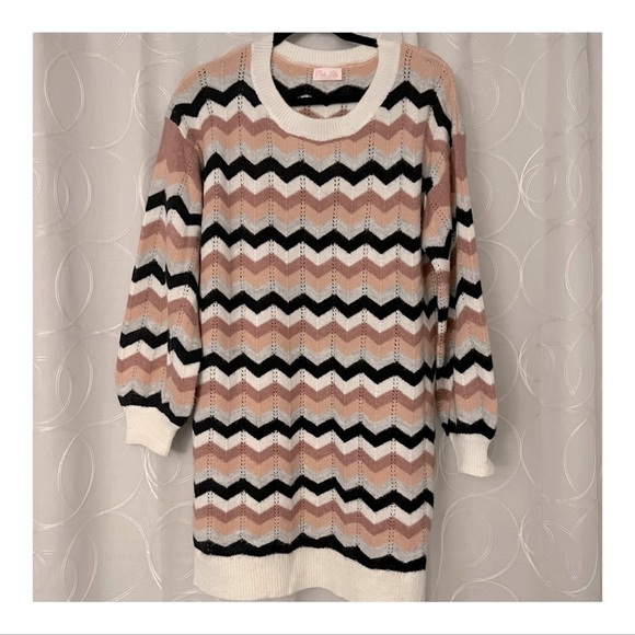 Pink Lily Dresses & Skirts - Pink Lily Chevron Sweater Dress, Size Medium
